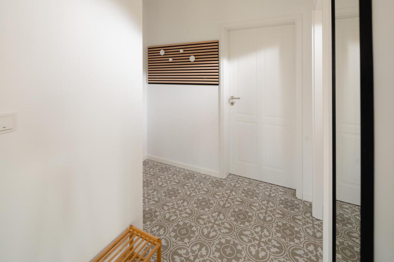 Kuesten Suite Sued - Seitliche Wasserlage, Terrasse, 70Qm Greetsiel Buitenkant foto